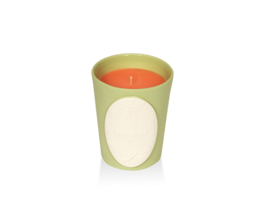 Ароматическая свеча Fleur d'Oranger производства Ladurée купить в онлайн магазине beau-vivant.com