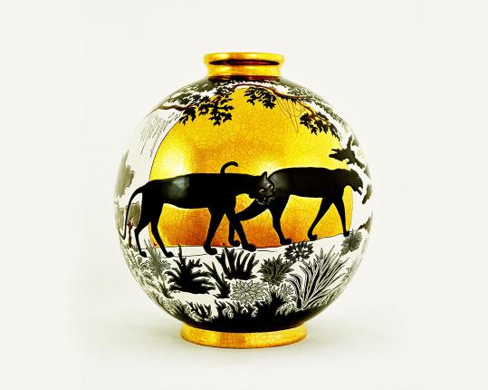 Шарообразная ваза Soleil d’Or 38 см   производства Emaux de Longwy купить в онлайн магазине beau-vivant.com