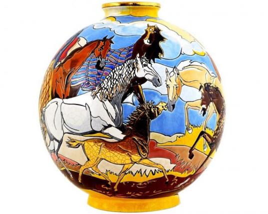 Шарообразная ваза Ronde Equestre 38 см производства Emaux de Longwy купить в онлайн магазине beau-vivant.com